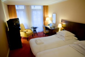 Basic double or twin with city view, and private facilities (shower)