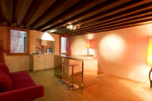 4 person superior 2 room apartment with city view, and private facilities