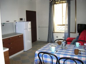 4 person basic 2 room apartment with city view, and private facilities
