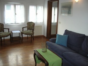 5 person family 3 room apartment with city view, and private facilities