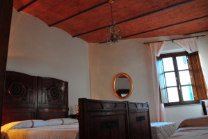 Basic triple with pool view, private facilities (bath and shower), and breakfast