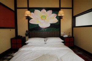 King size double or twin with garden view, queen bed, private facilities (bath and shower), and breakfast