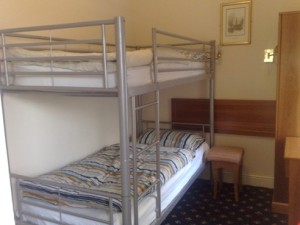 Budget twin with private facilities