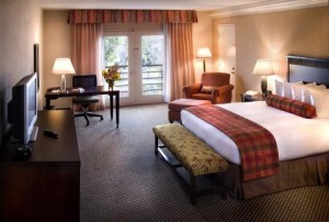 Superior single with city view, balcony, and private facilities (bath and shower)