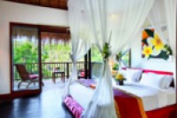 Deluxe double or twin with panoramic view, balcony, and private facilities (bath and shower)