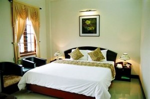 Deluxe double with city view, balcony, and private facilities