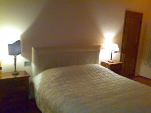 Extra large double with city view, and private facilities (bath and shower)