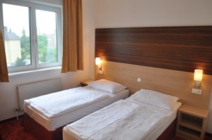 Standard double with private facilities (shower)
