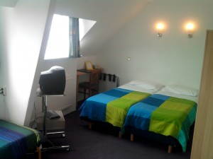 Triple with private facilities
