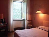 Standard single with panoramic view, private facilities (shower), and breakfast