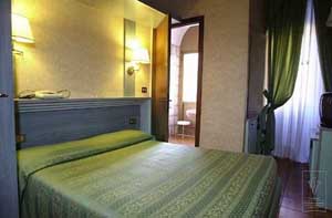 Standard single with private facilities