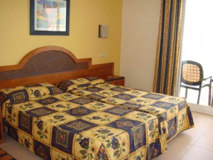 Standard double or twin with balcony, and private facilities