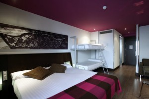 Family triple with private facilities (shower)