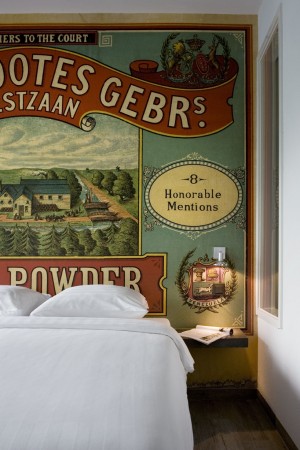 Standard twin with city view, and private facilities (bath and shower)