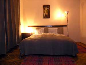 Comfort double with garden view, and shared facilities
