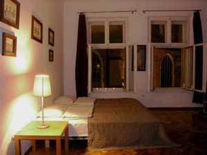 2 person apartment with city view, an extra bed, and private facilities (bath)