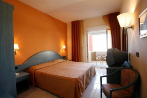 Superior double or twin with sea view, balcony, and private facilities