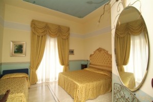 Comfort triple with private facilities, and breakfast