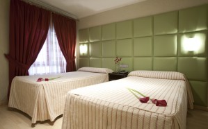 Standard double or twin with private facilities