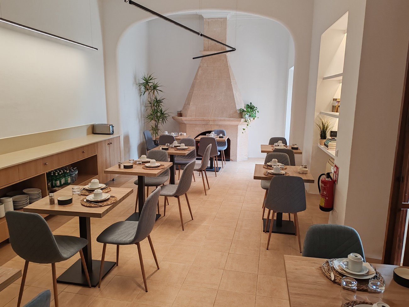 Brekfast room